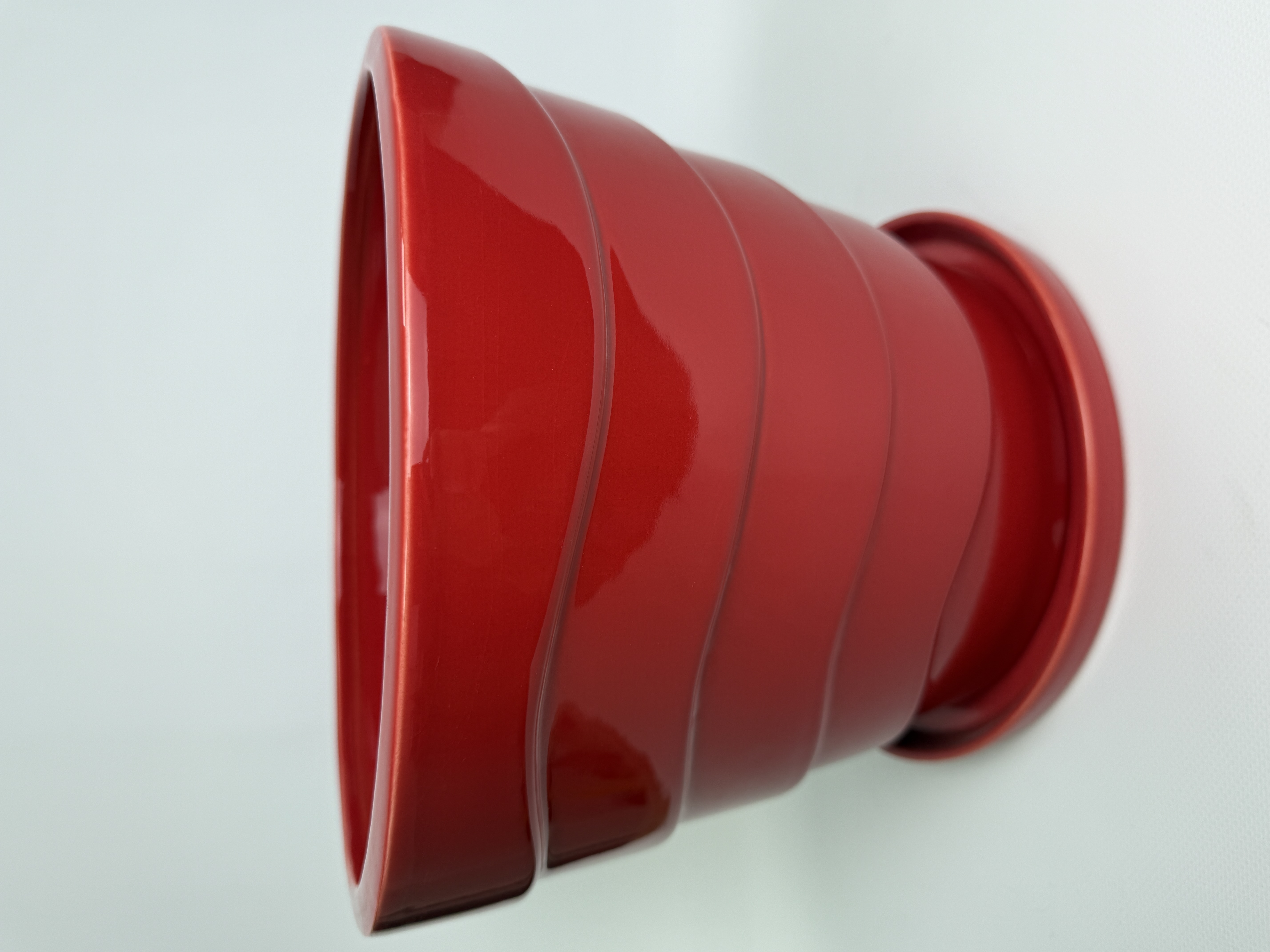 Горщик Конус з хвильками 7.2 л Р254червоний