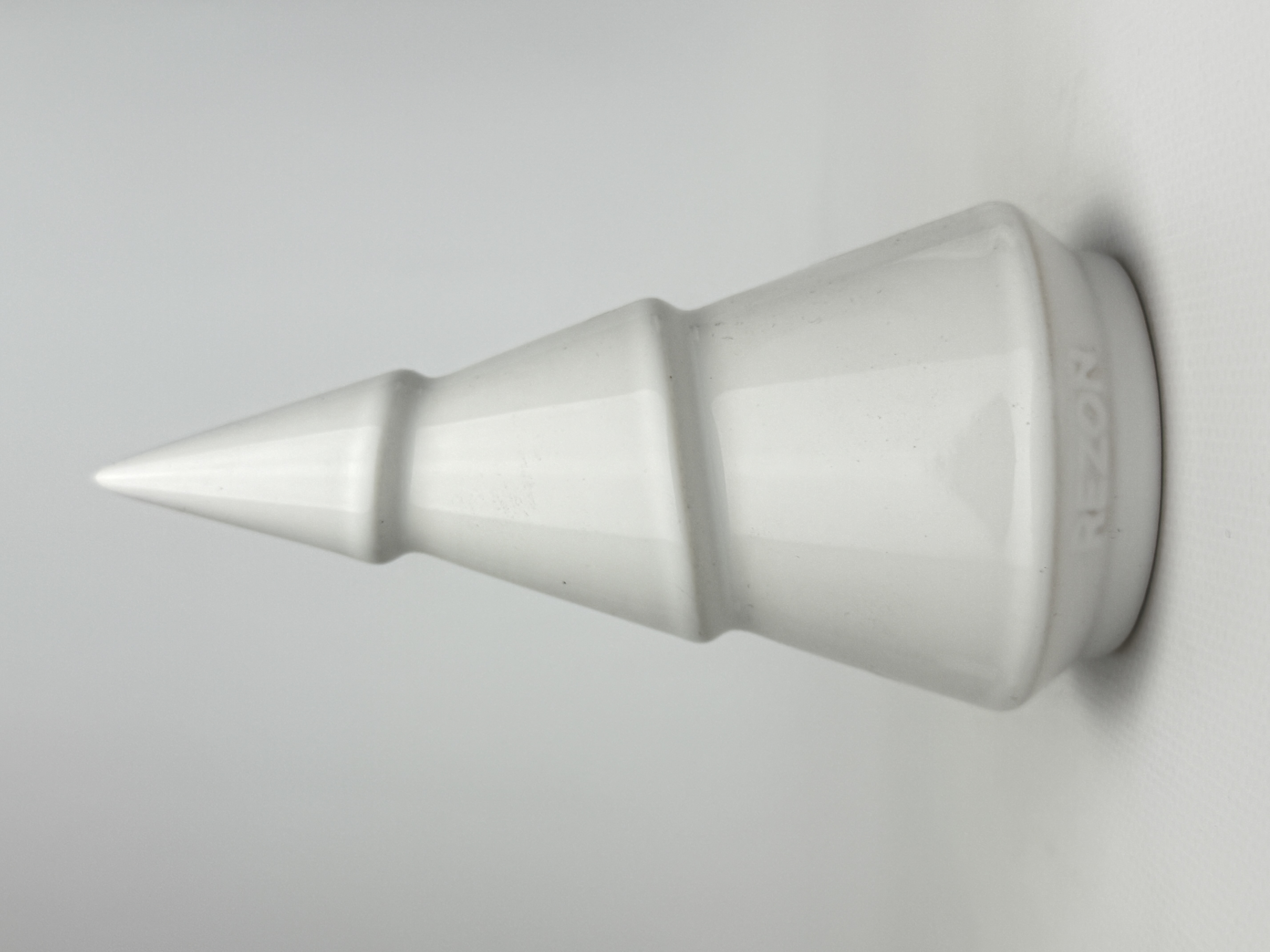 Керамічний виріб "Ялинка S" білий глянц