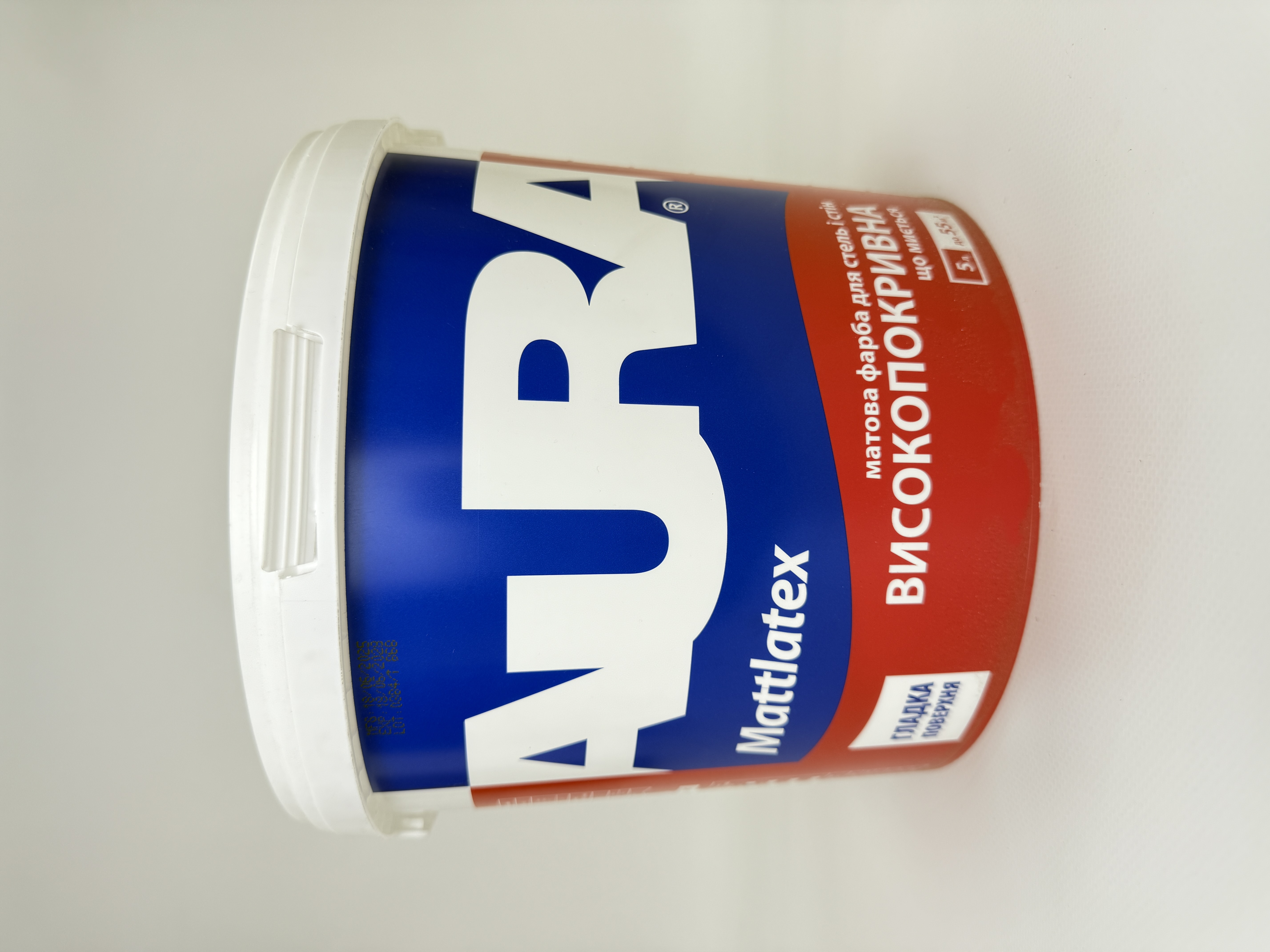 Фарба MATTLATEX 5 л AURA