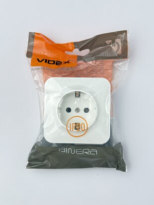 Розетка BINERA зовн. 1кл. VF-BNS21G-W із заземл. біла VIDEX