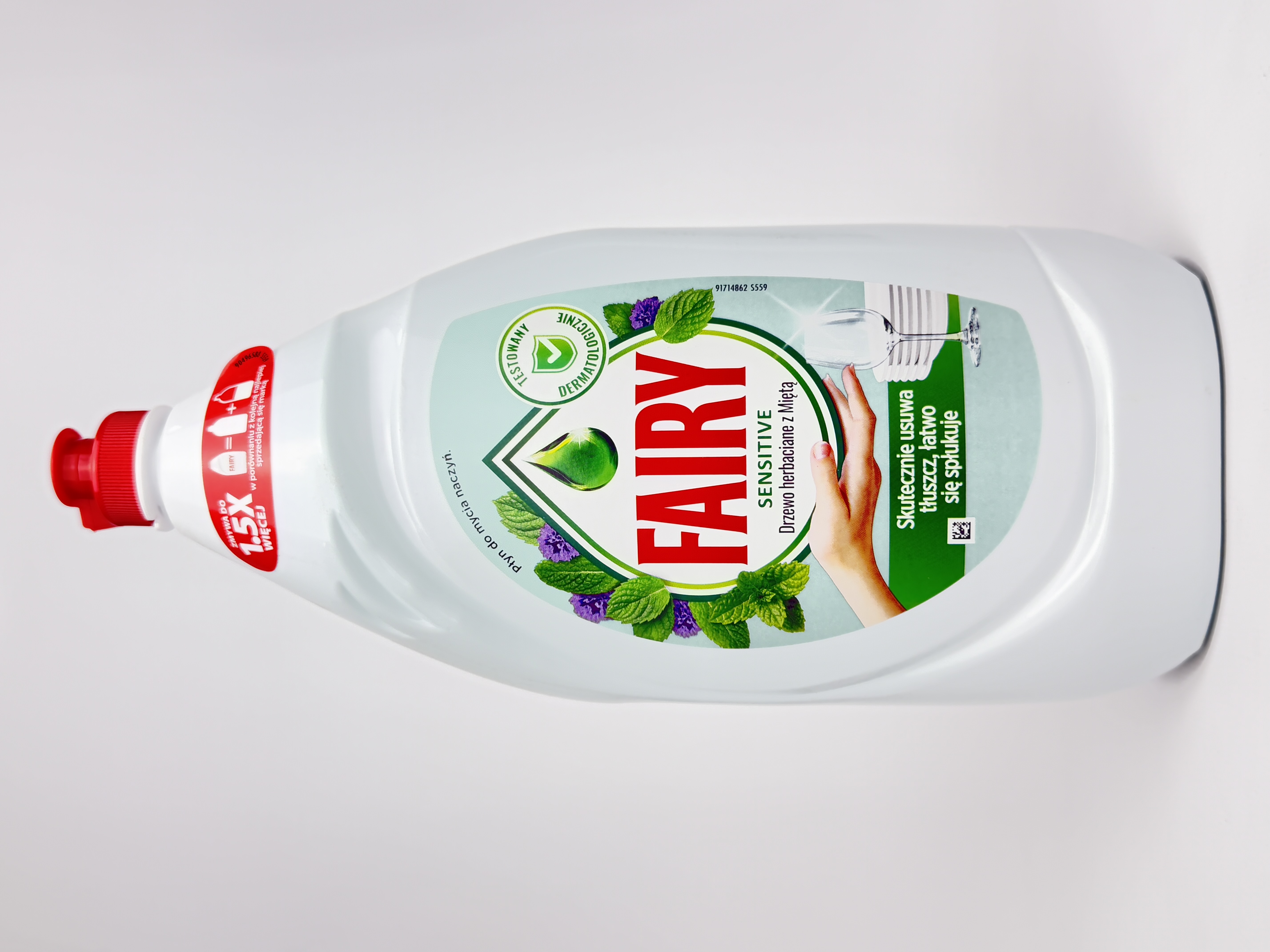 Засіб для миття посуду Fairy Чайне дерево і м'ята 1.35л