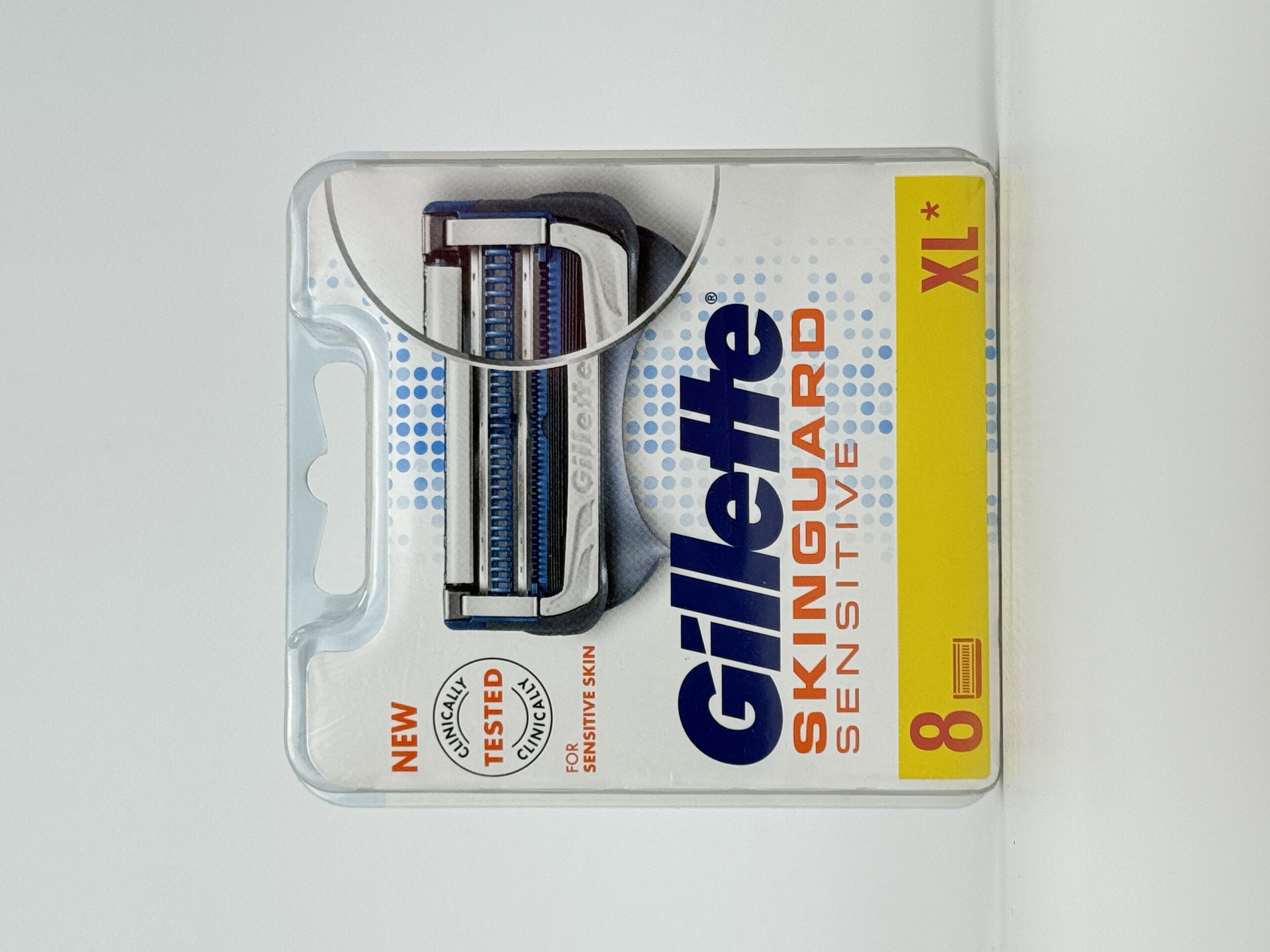 Касети Gillette Skinguard Sensitive 8шт