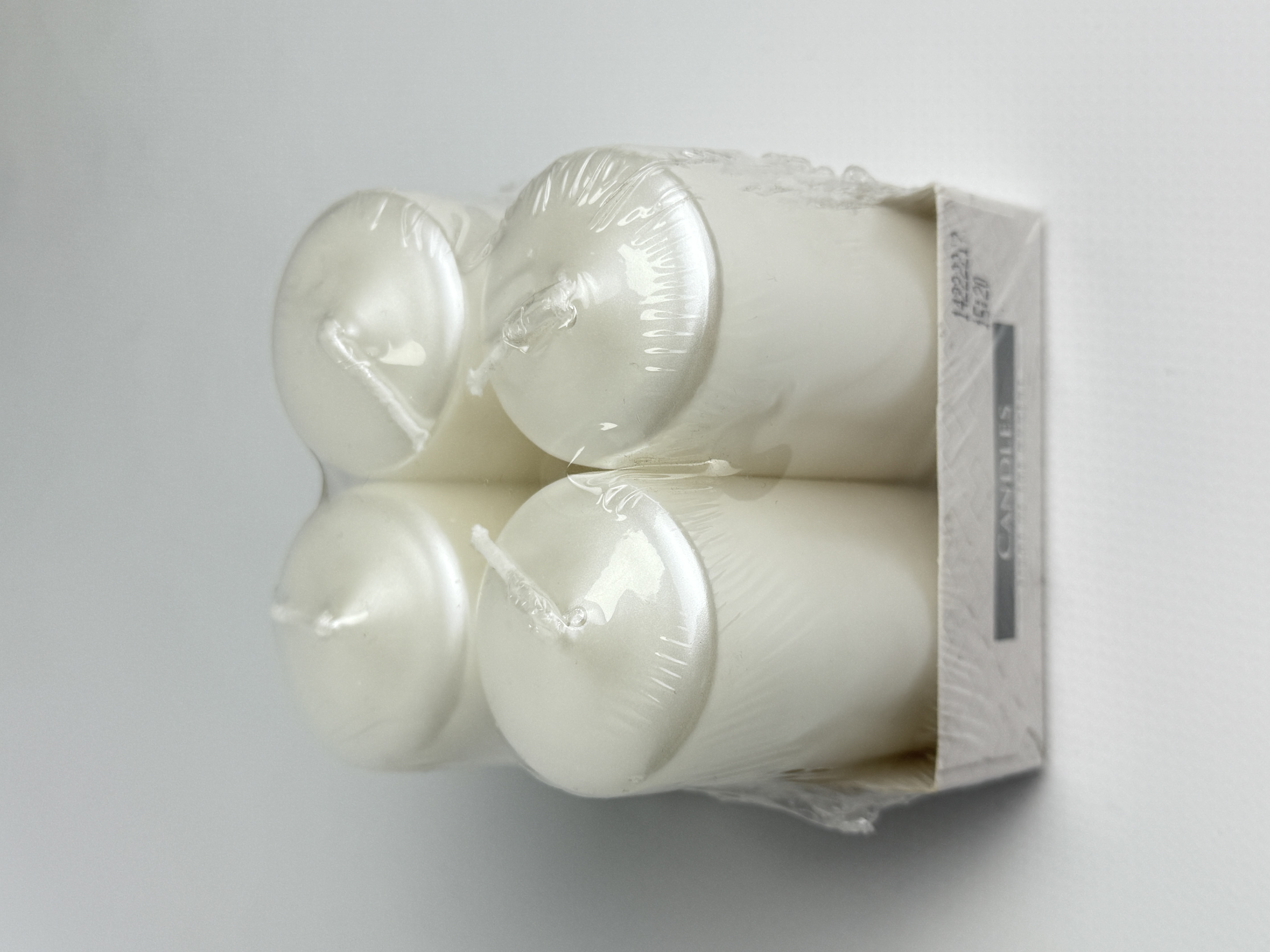 Свічка Bispol біла перлам. sw40/80-180 4шт.