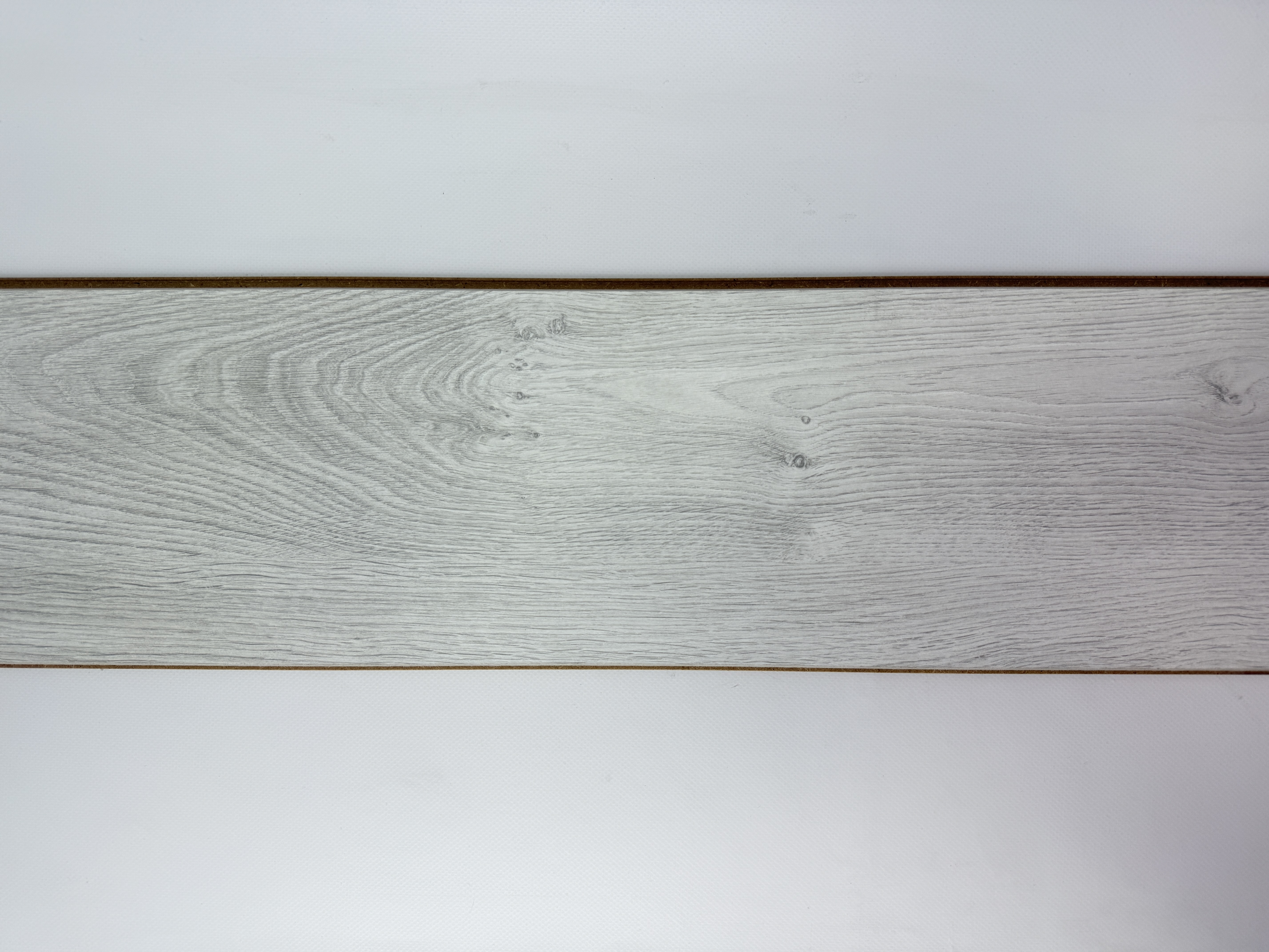 Ламінат VG Alp 904 8мм 32 кл. 191*1200мм