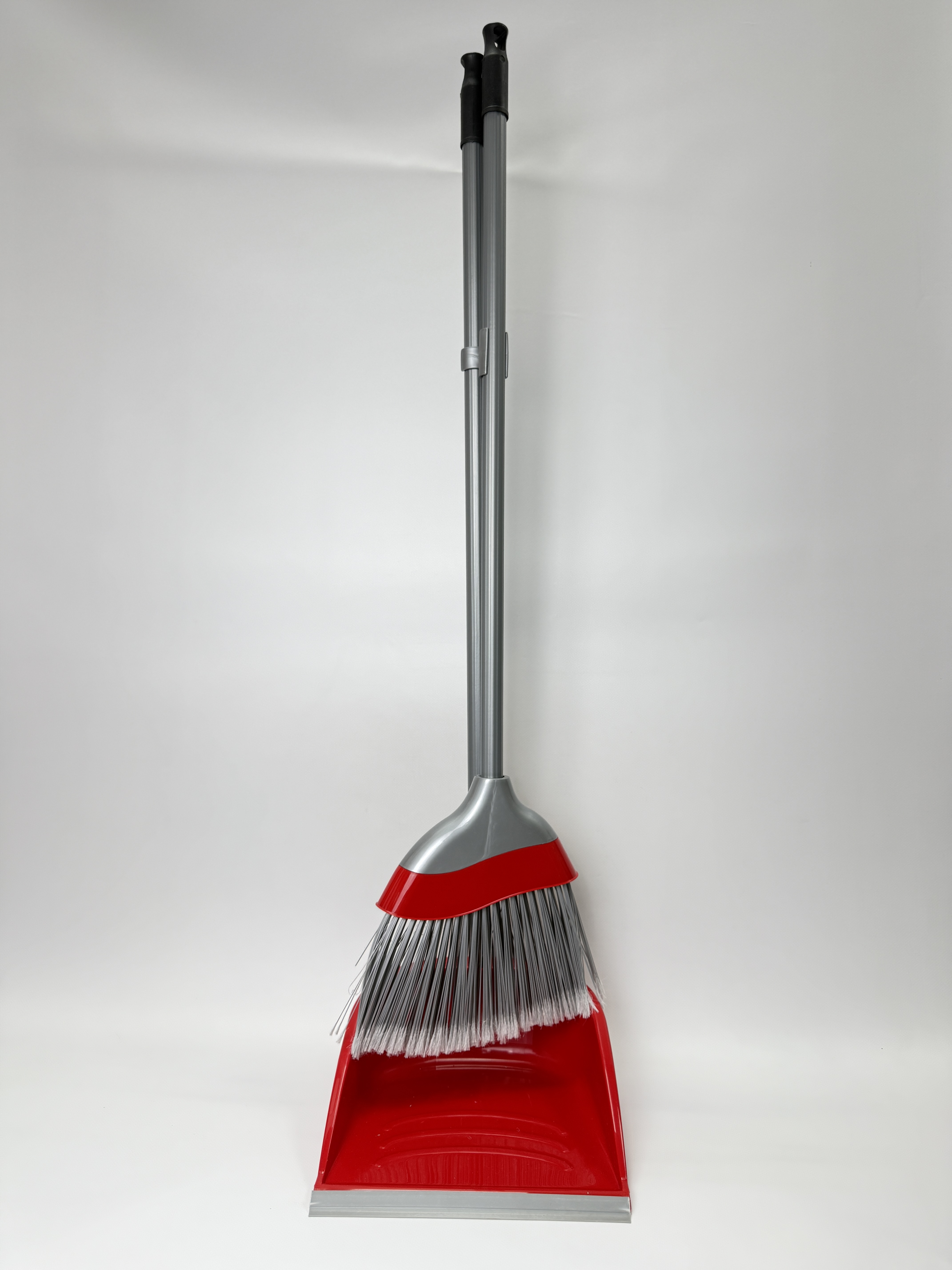 Набір мітла та совок "Євро" червон./сірий