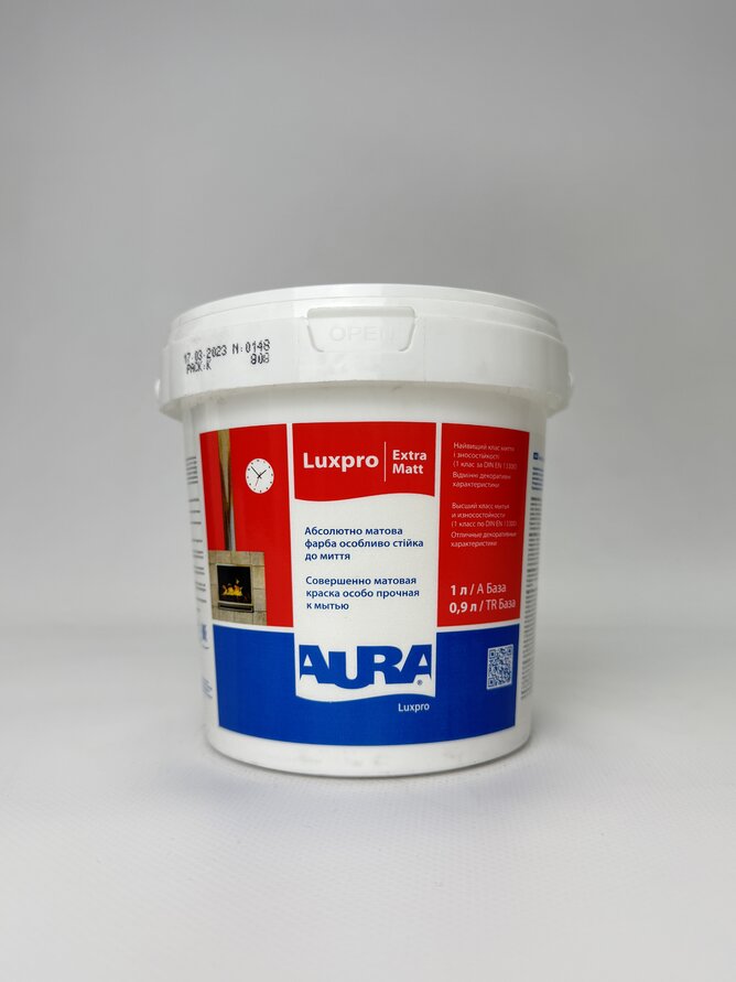 Фарба LUX PRO Екстрамат 1.33 кг AURA