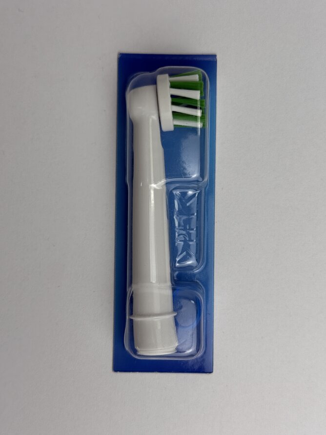 Oral-B - Cross Action Насадка запаска для електричної зубної щітки