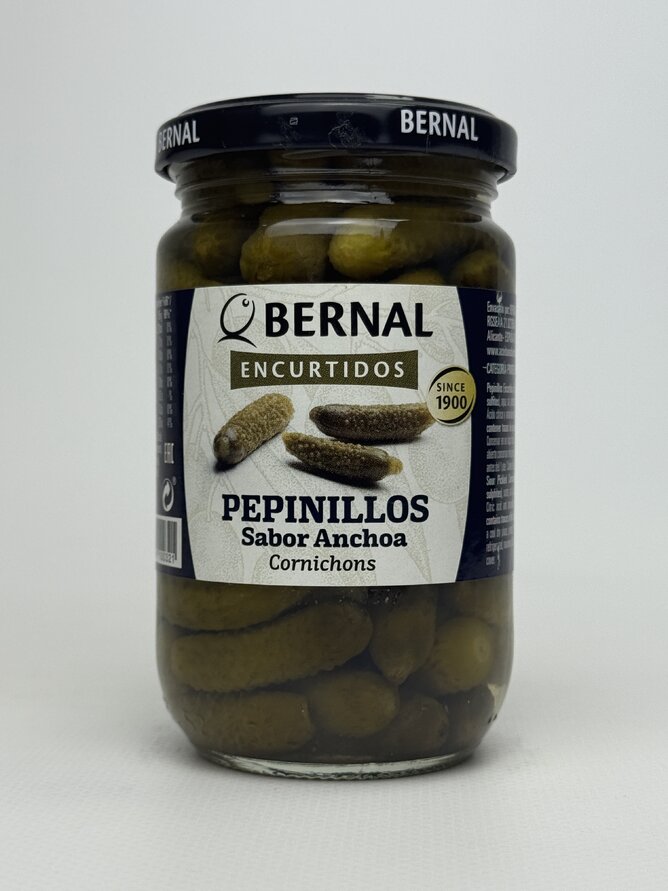 Корнішони Bernal зі смаком анчоуса 300 г