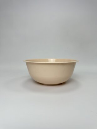Миска 1.5л. d200. h85. св. бежева