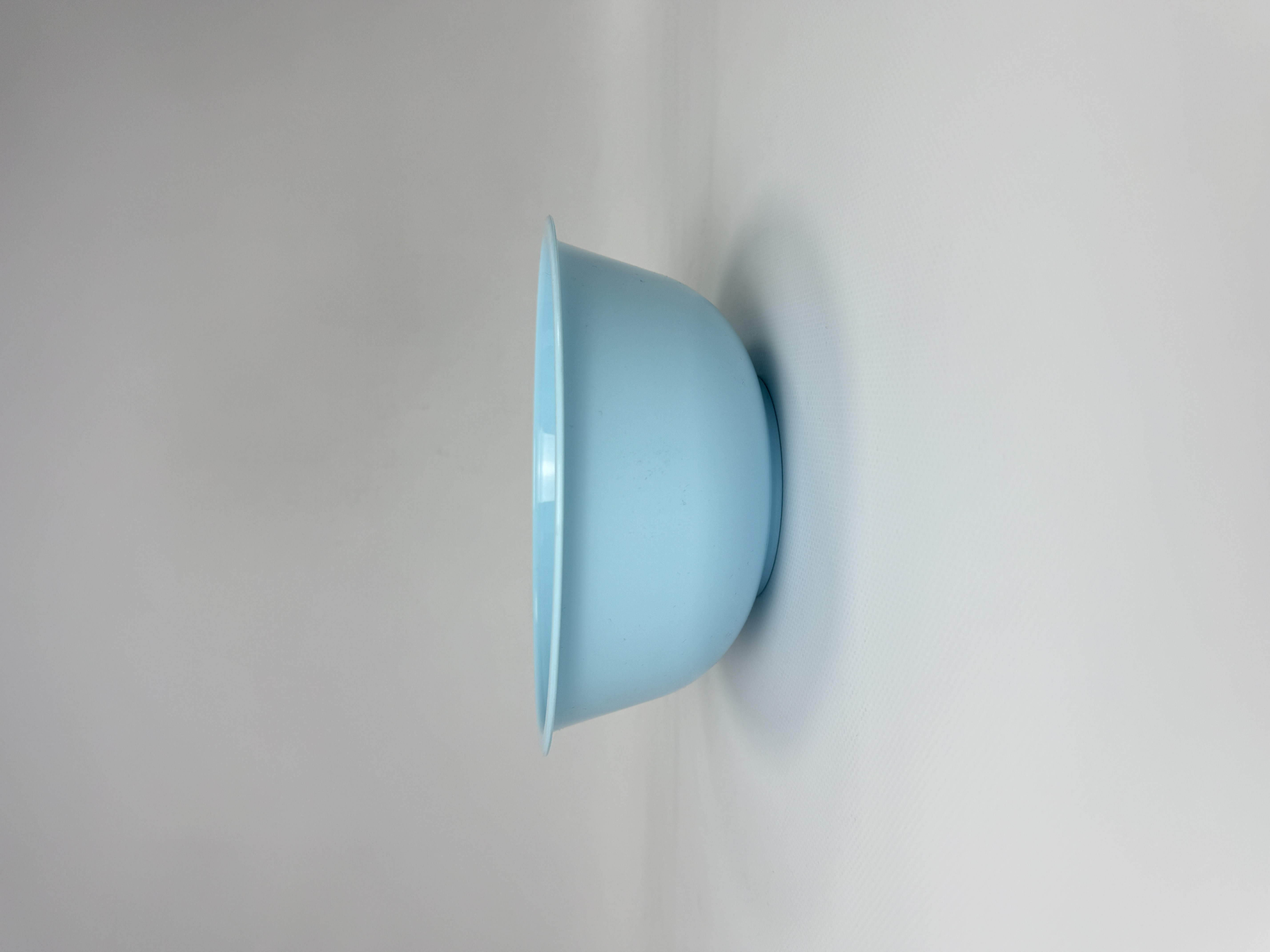 Миска 1.5л. d200. h85. холодний лід