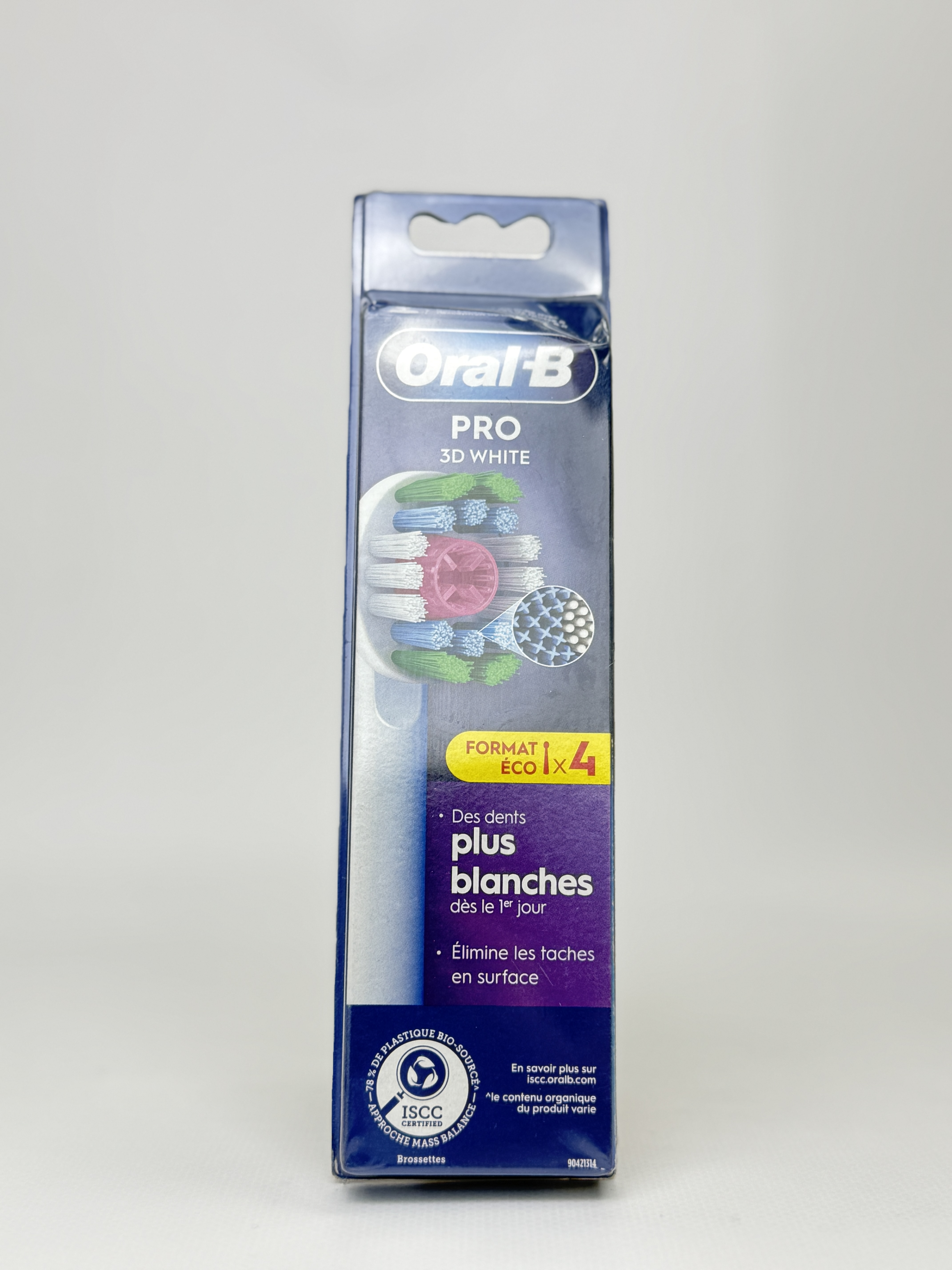 Oral-B - Pro 3D White Насадка запаска для Єлектричної зубної щітки 4st