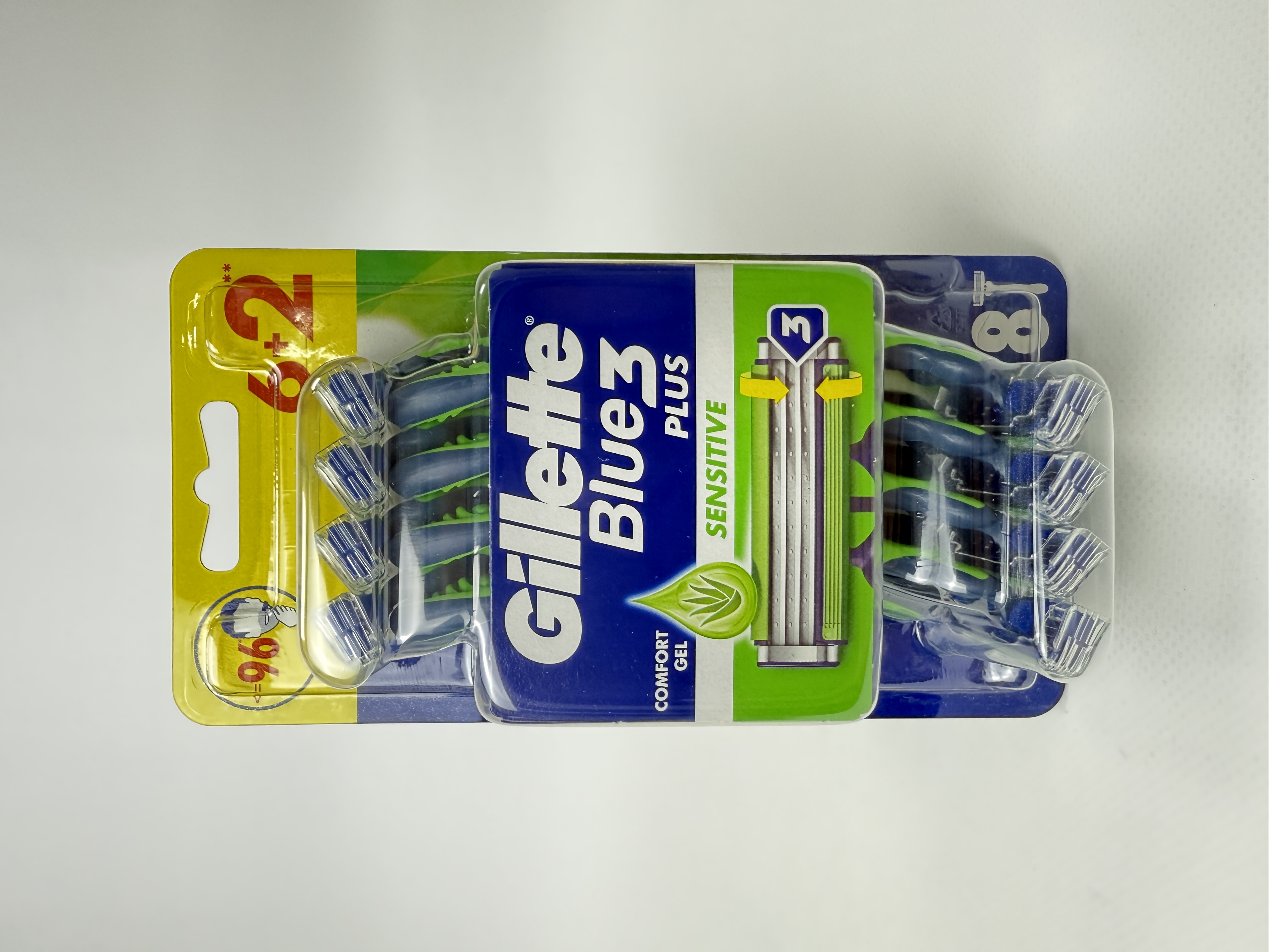 Одноразка Gillette Blue3 8 шт сенсетів пласмаса