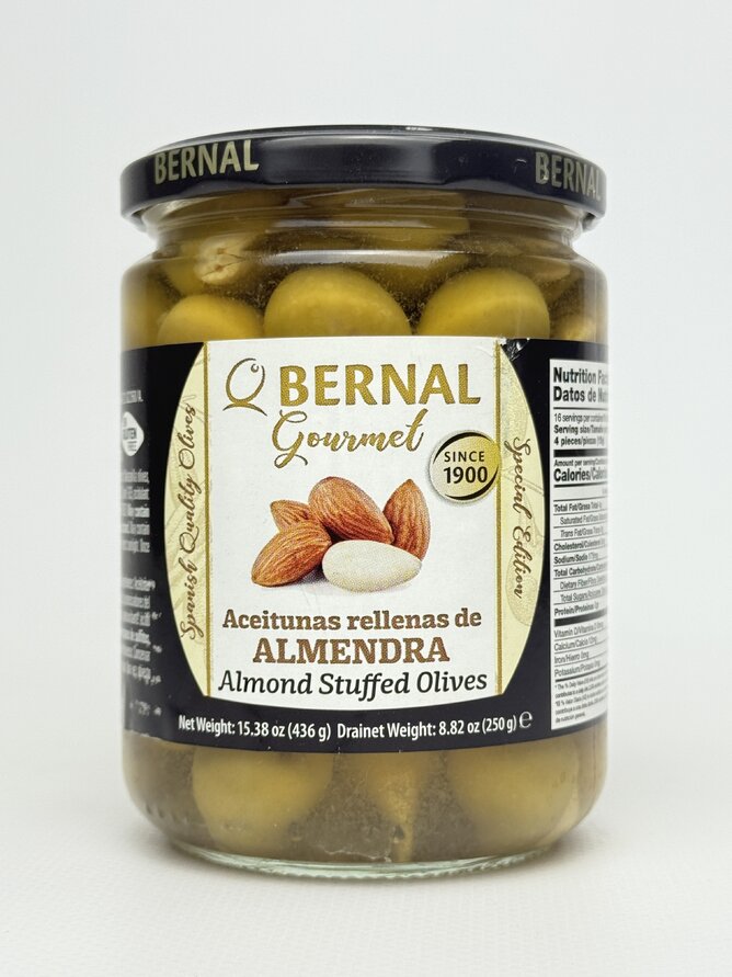 Оливки Bernal Gormet фаршировані мигдалем 436 г