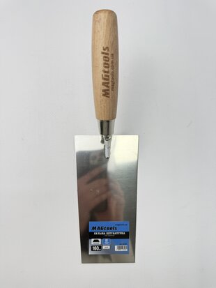 Кельня штукат. тип трапеція. дерев. ручка 160мм арт.3126 Magtools