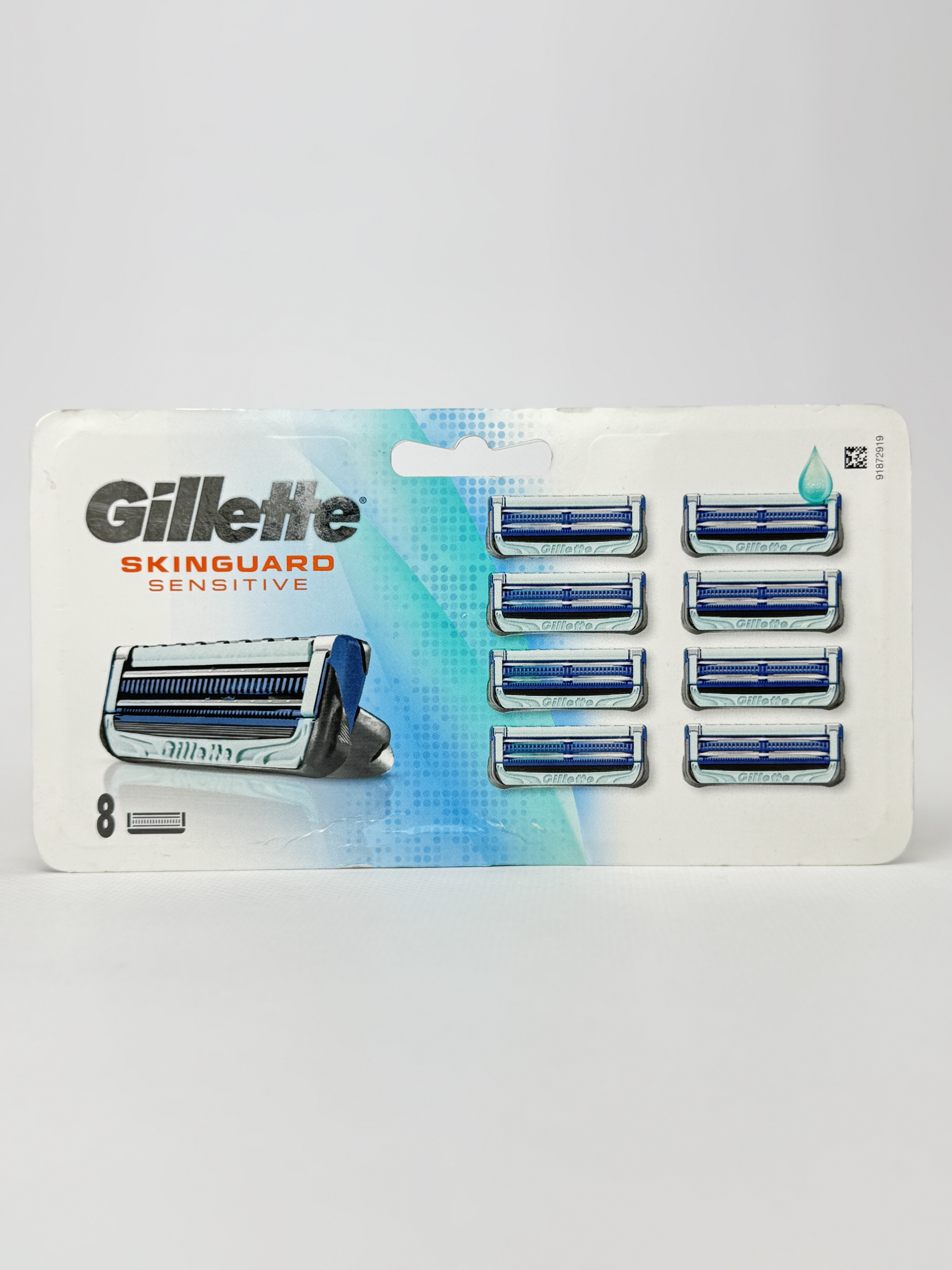 Gillette - Skinguard (8) зап. Sensitive Європа