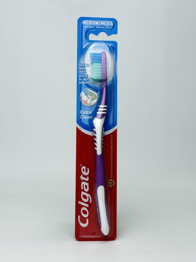 Colgate Зубна щітка Extra Clean (medium)