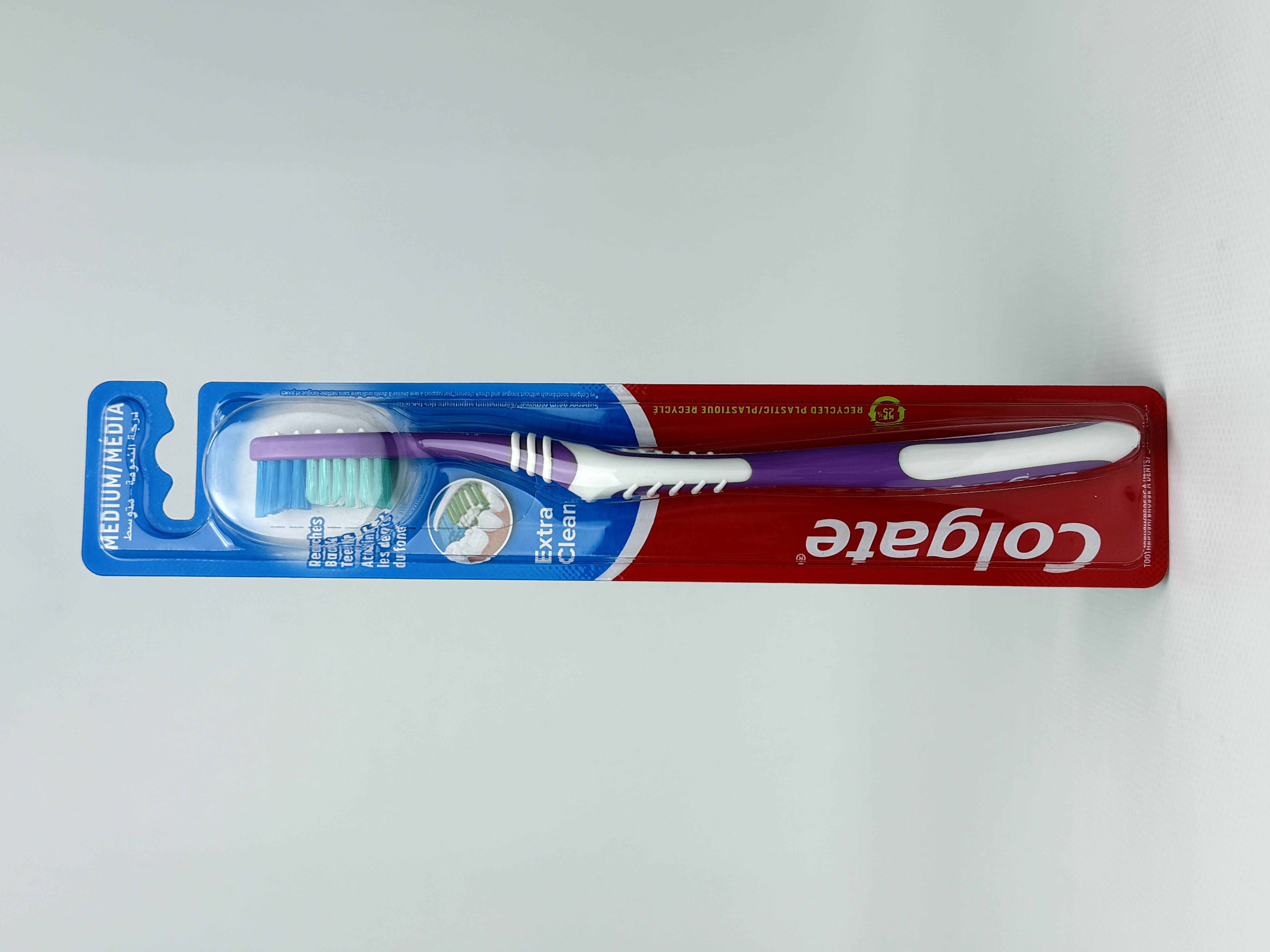 Зубна щітка Colgate Extra Clean (medium)
