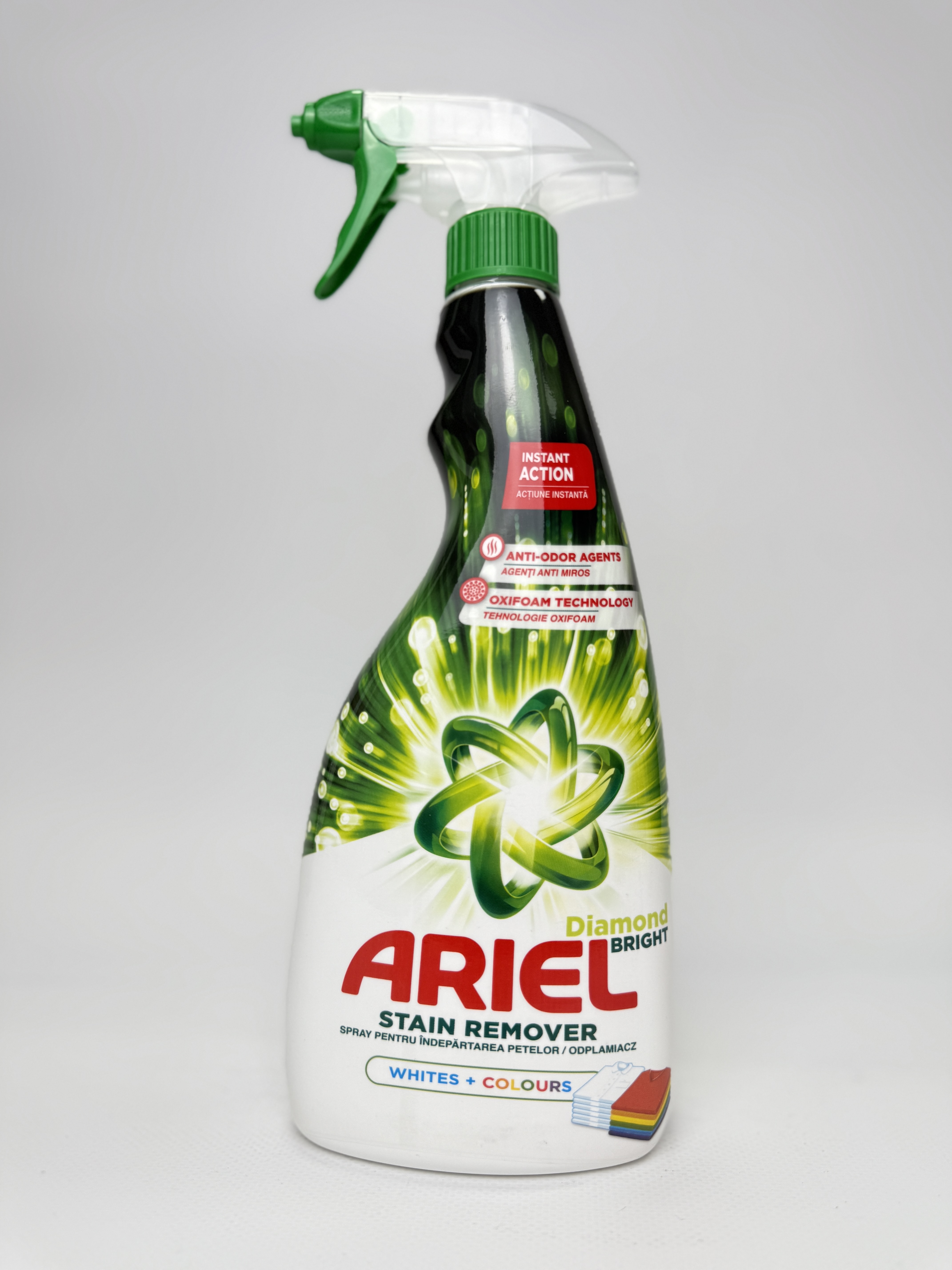 Плямовивідник спрей Ariel Diamond Bright 750ml