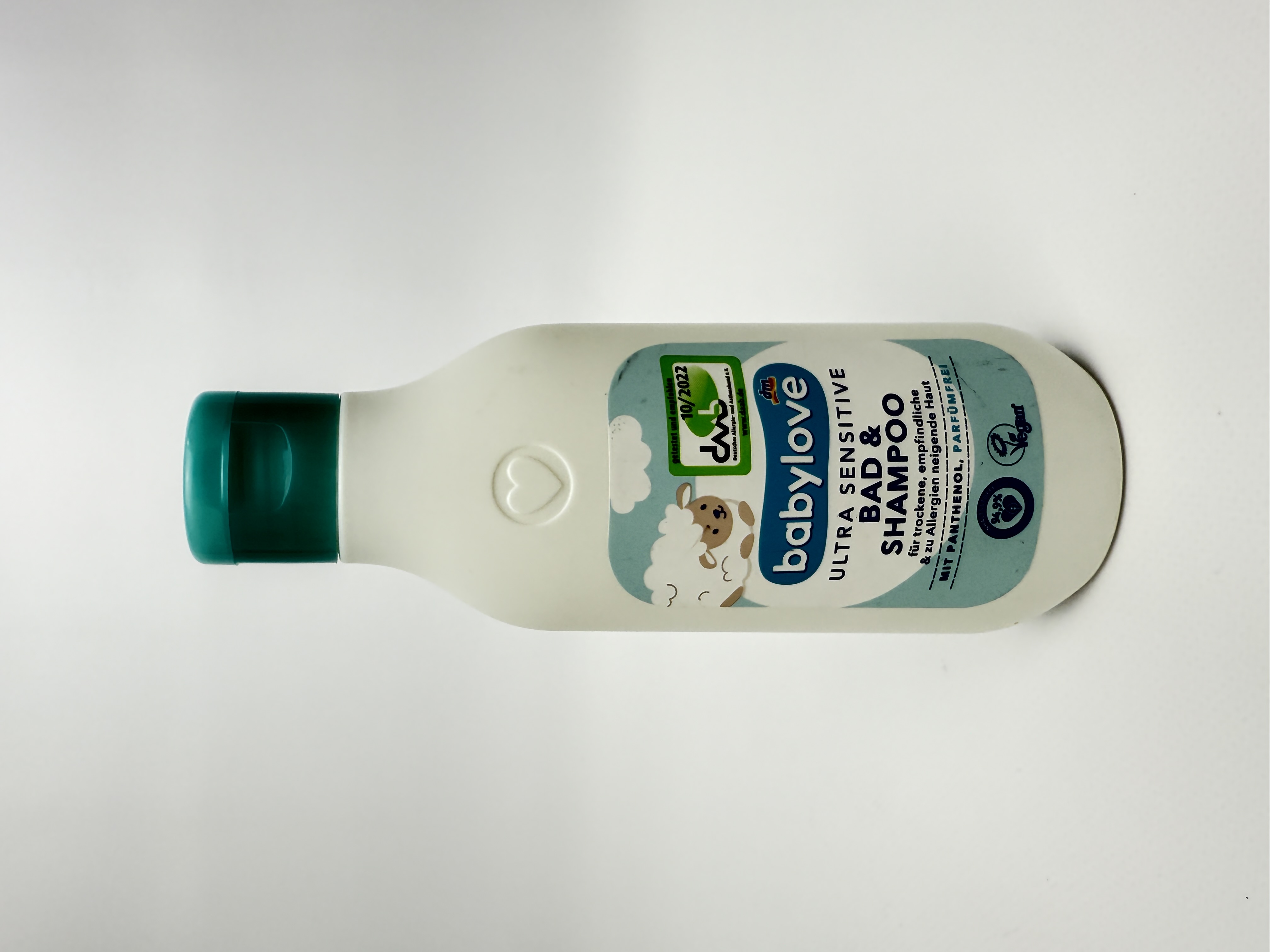 babylove Ultra Sensitive Bad& Shampoo 250ml