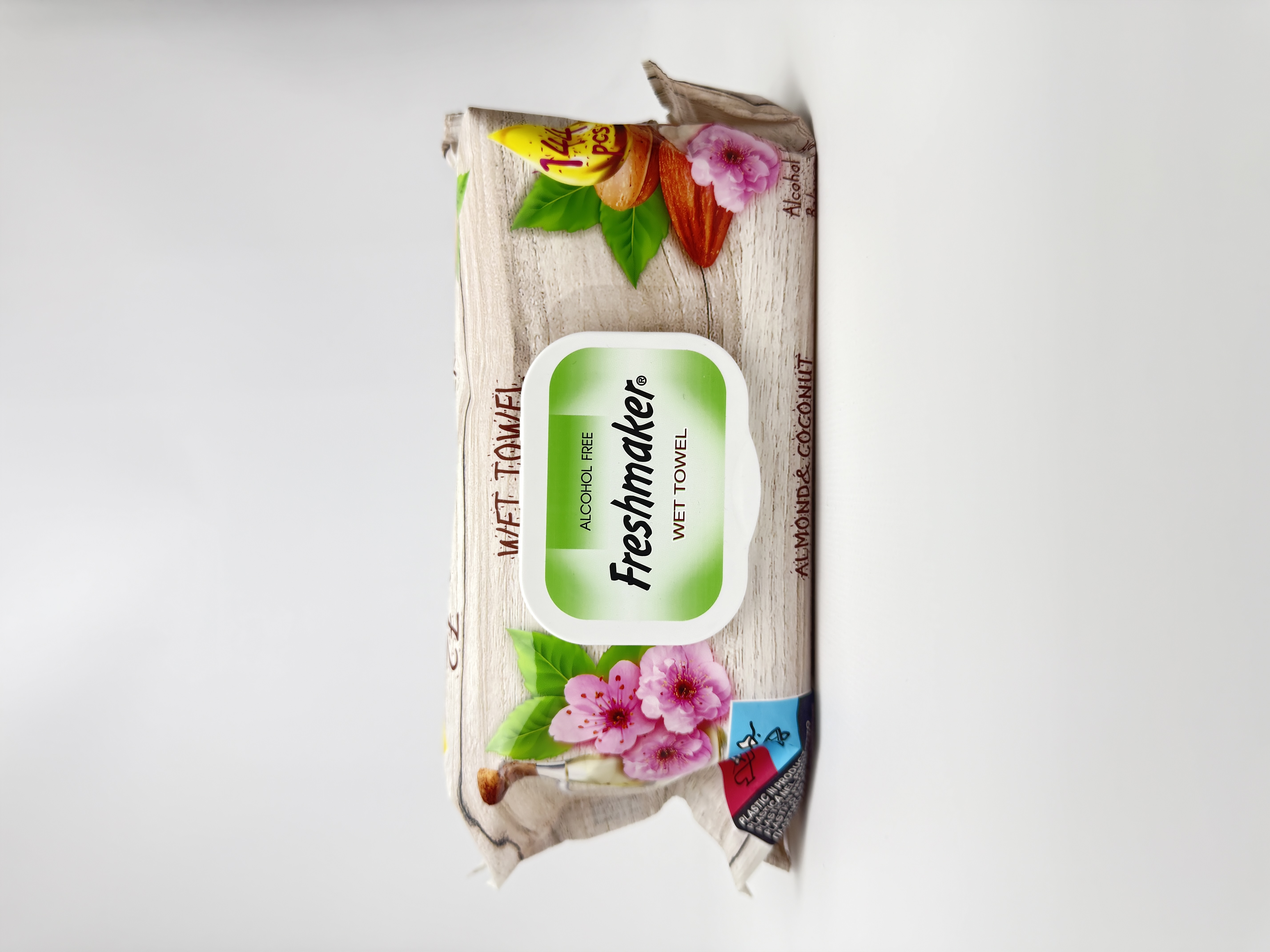 Freshmaker Серветки вологі Wet Towel (Almonds&Coconut). 144шт.