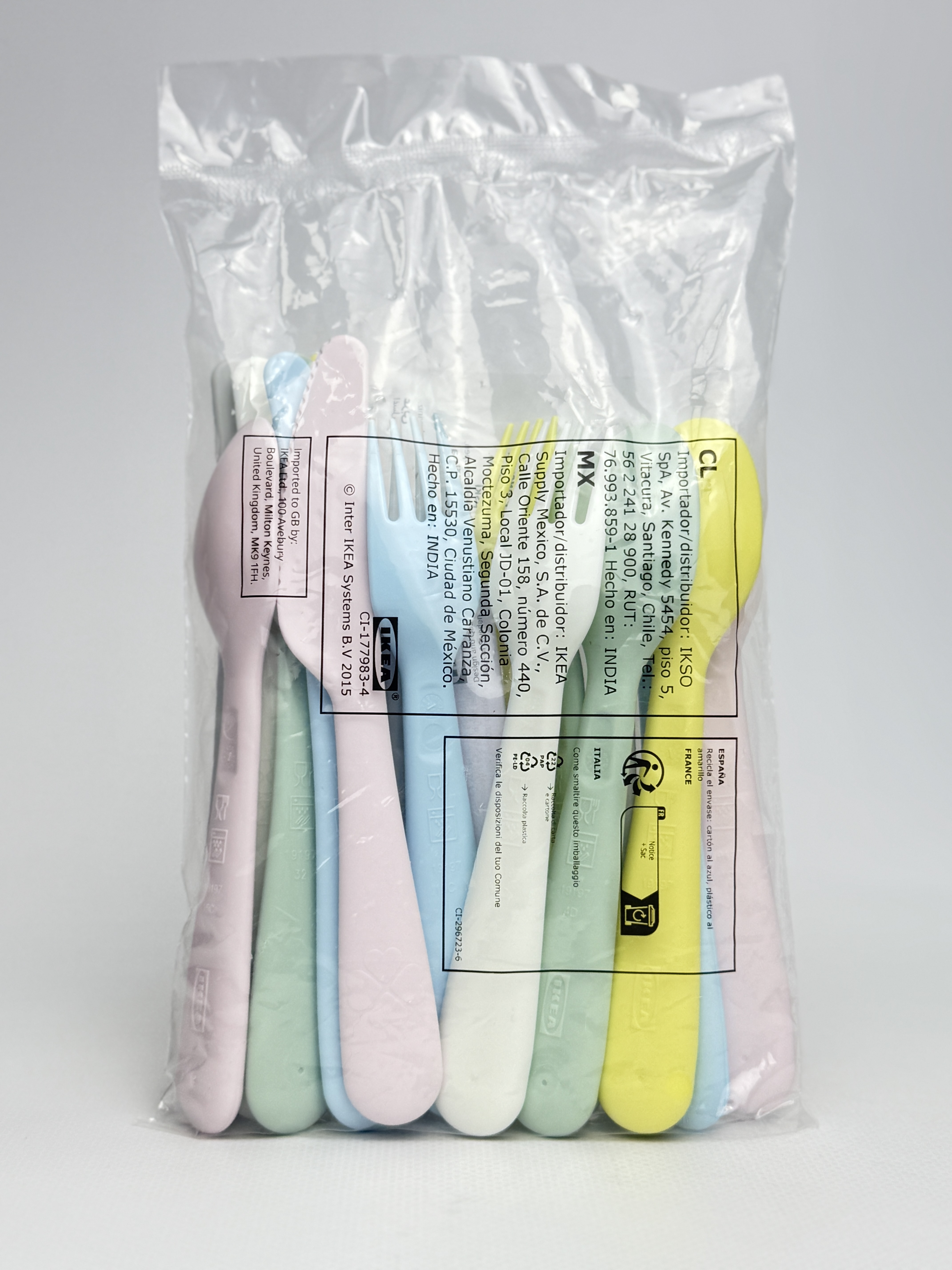 Столові прибори IKEA KALAS кольорові 16 см 18 предметів