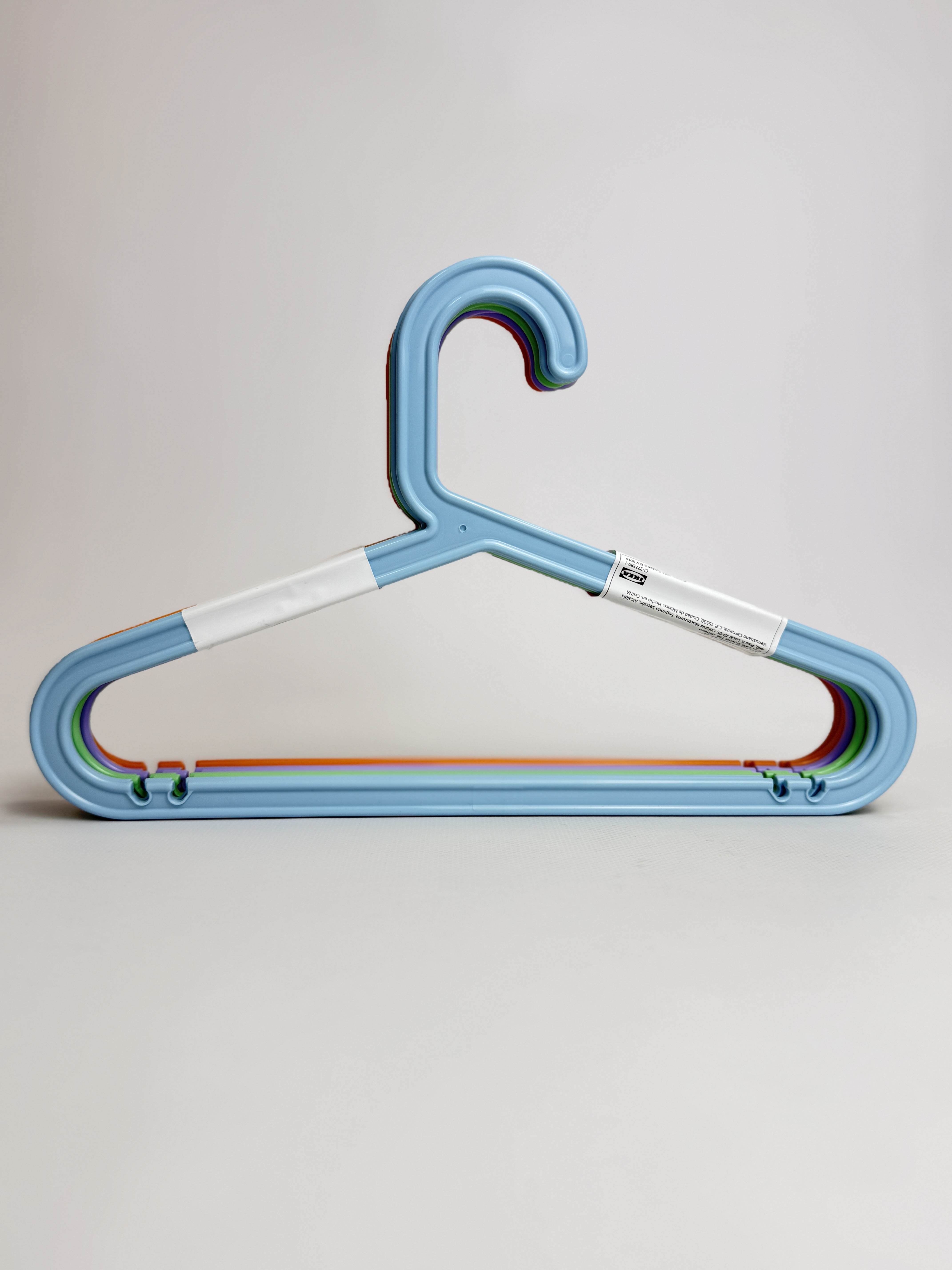 Вішаки IKEA BAGIS кольрові 8 шт.