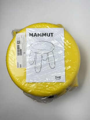 Стілець дитячий IKEA жовтий