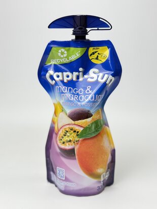 Capri-Sun Сік Mango & Passion Fruit (Манго & Маракуя) - 330 ml