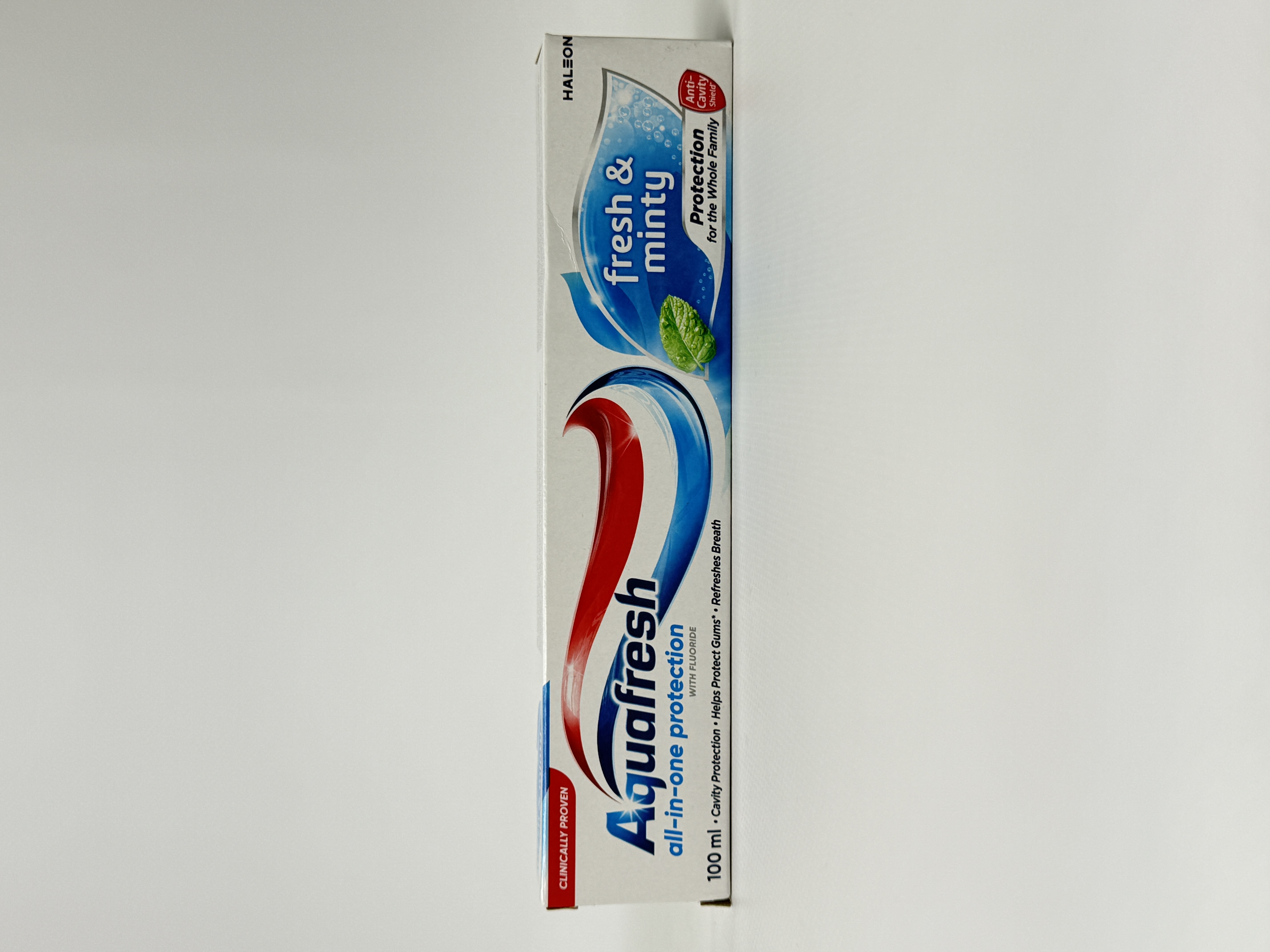 Зубна паста Aquafresh fresh&mintly 100 ml