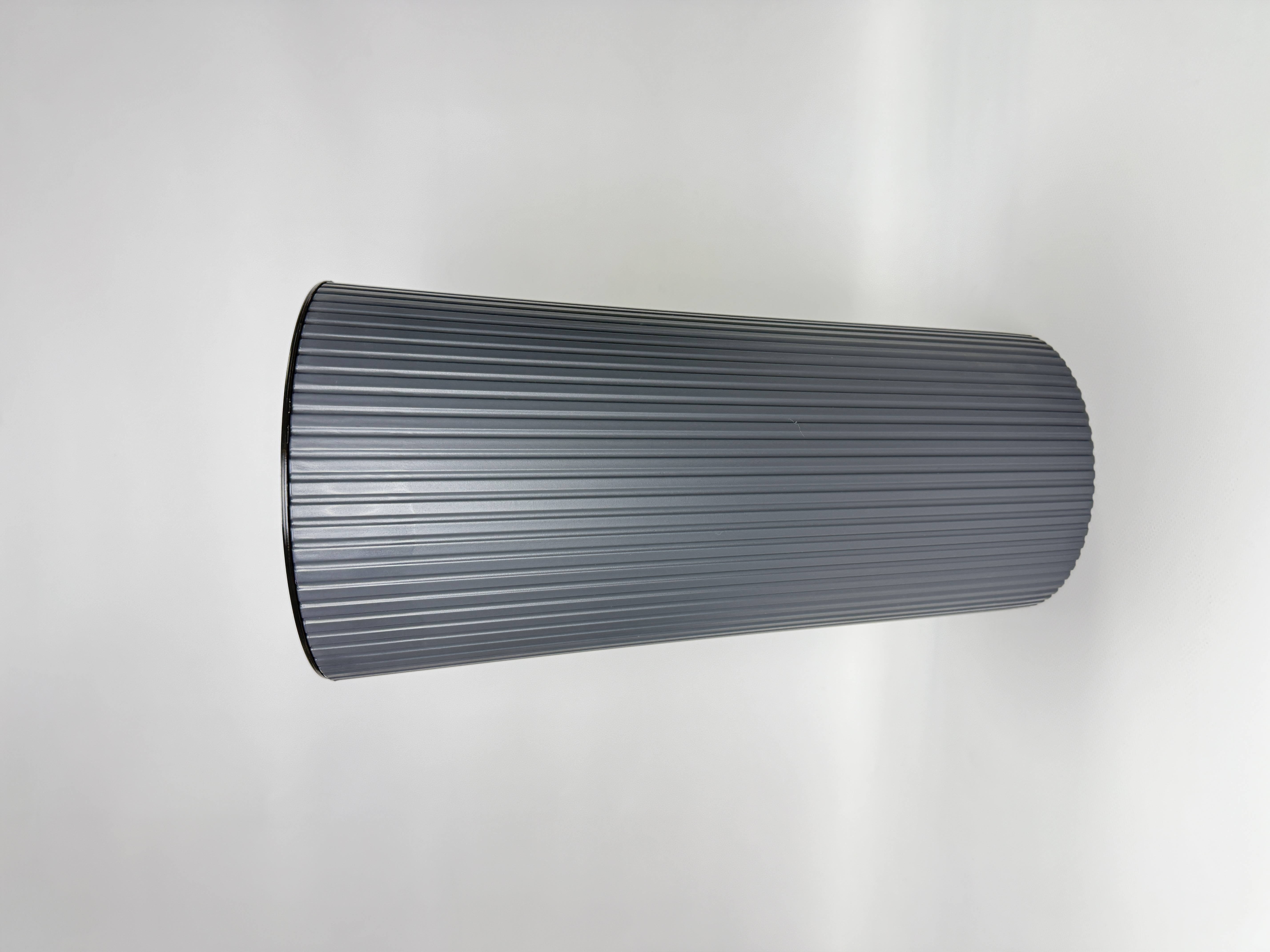 Горщик для квітів Тея 41 з вставкою. антрацит