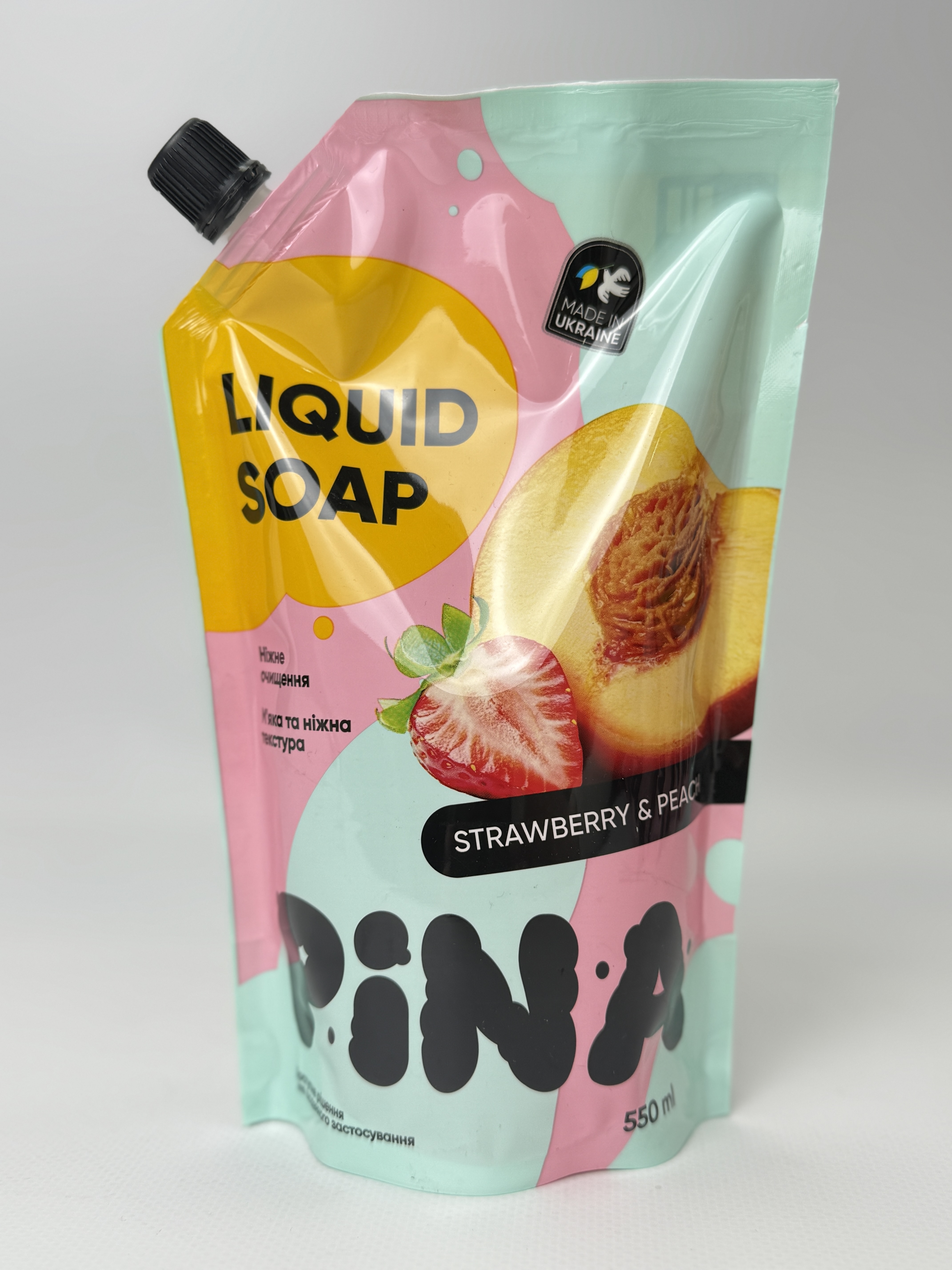 Рідке мило ТМ "PINA" Strawberry and peach 550 мл дой-пак