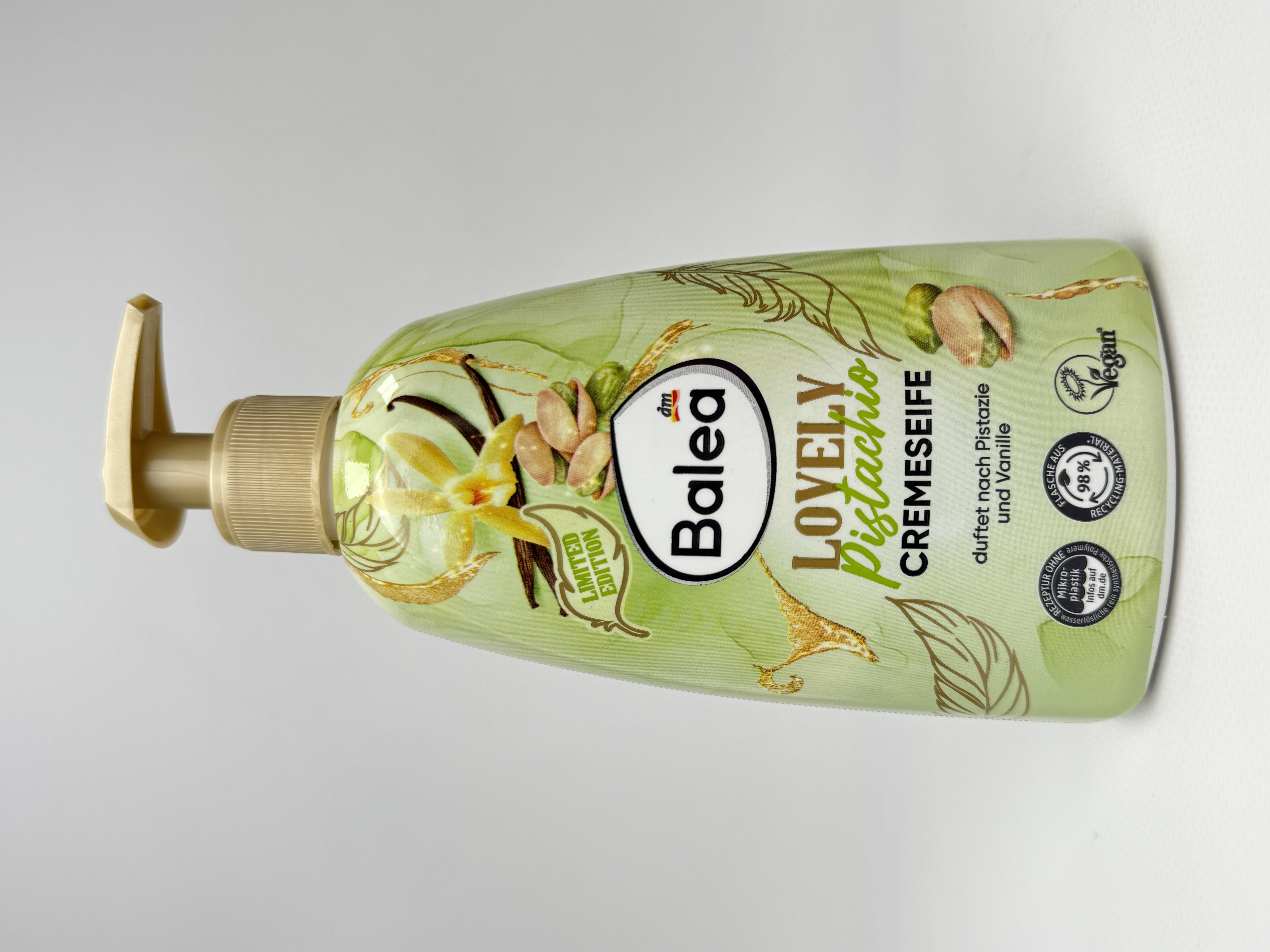 Balea Крем-мило LOVELY Pistachio 500ml