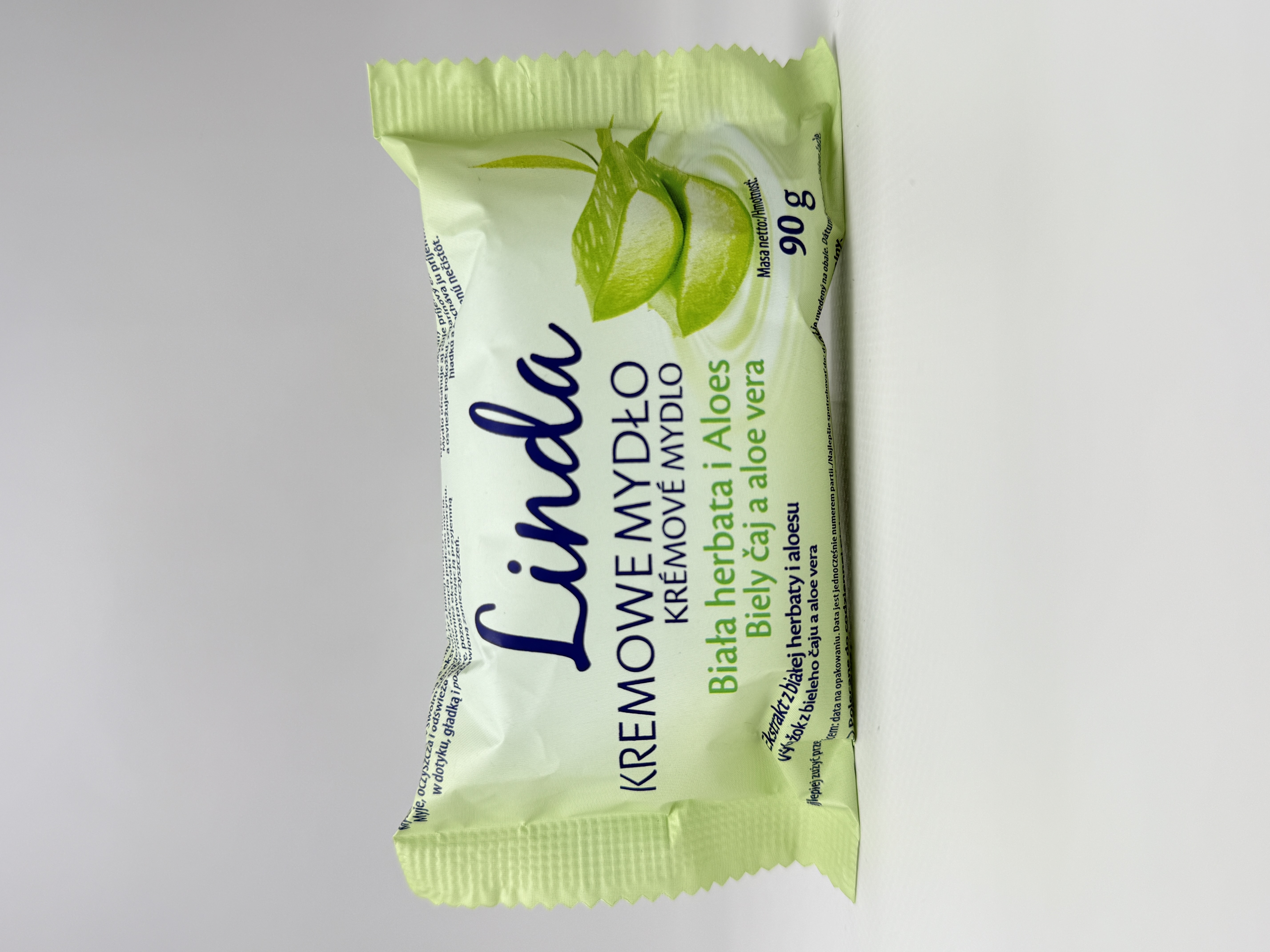 Мило Linda Білий чай і аоле вера 90g