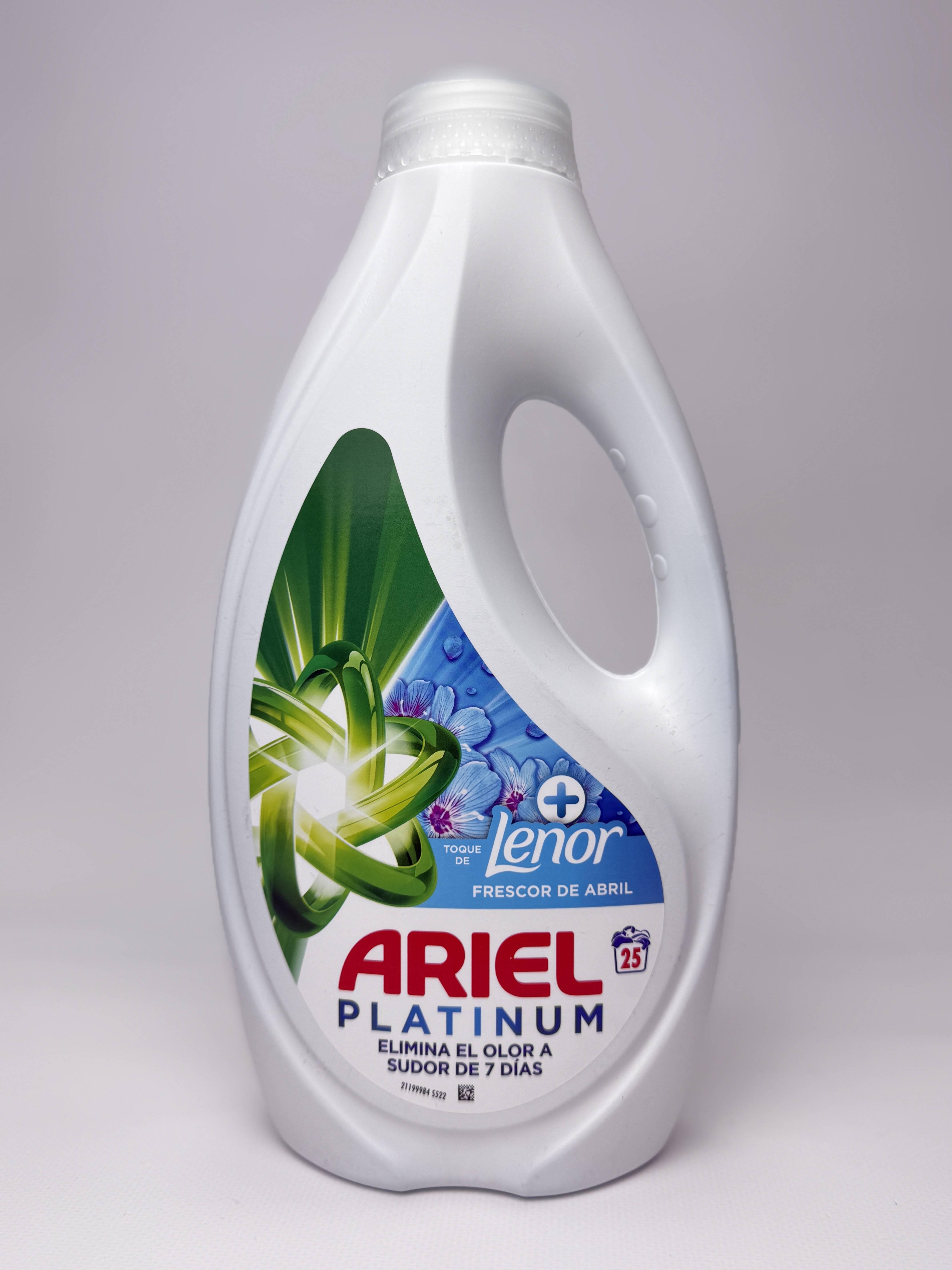 Гель ARIEL Platinum +Lenor 1.125л (25)