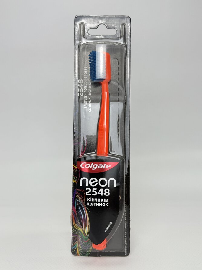 Зубна щітка Colgate NEON 2548 medium